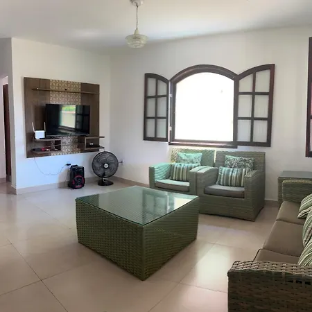 Orla 500 - Casa inteira 15 pessoas - Com Piscina - 500 Metros da Praia - Churrasqueira e muito mais-3